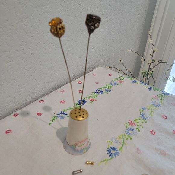 Vintage Hand Painted Porcelain 2.5" Floral Shaker Hat Pin Holder Floral Design - Picture 7 of 12